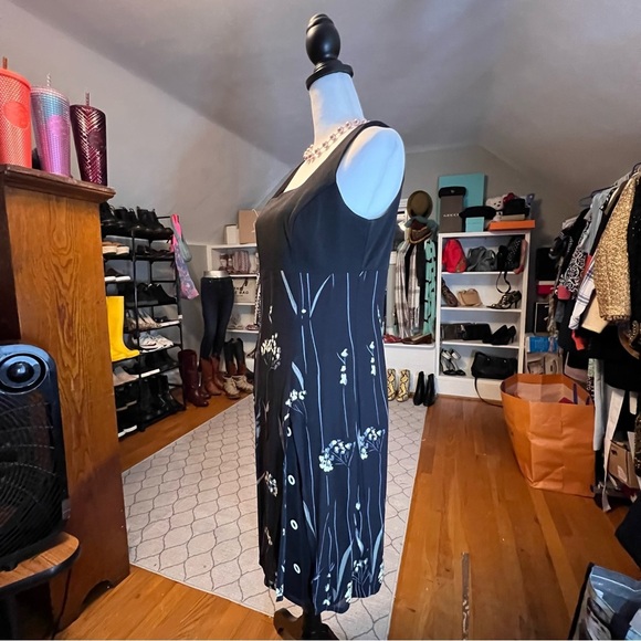 Joseph Ribkoff Black & Navy Floral Dress Sz 10 - Picture 4 of 9